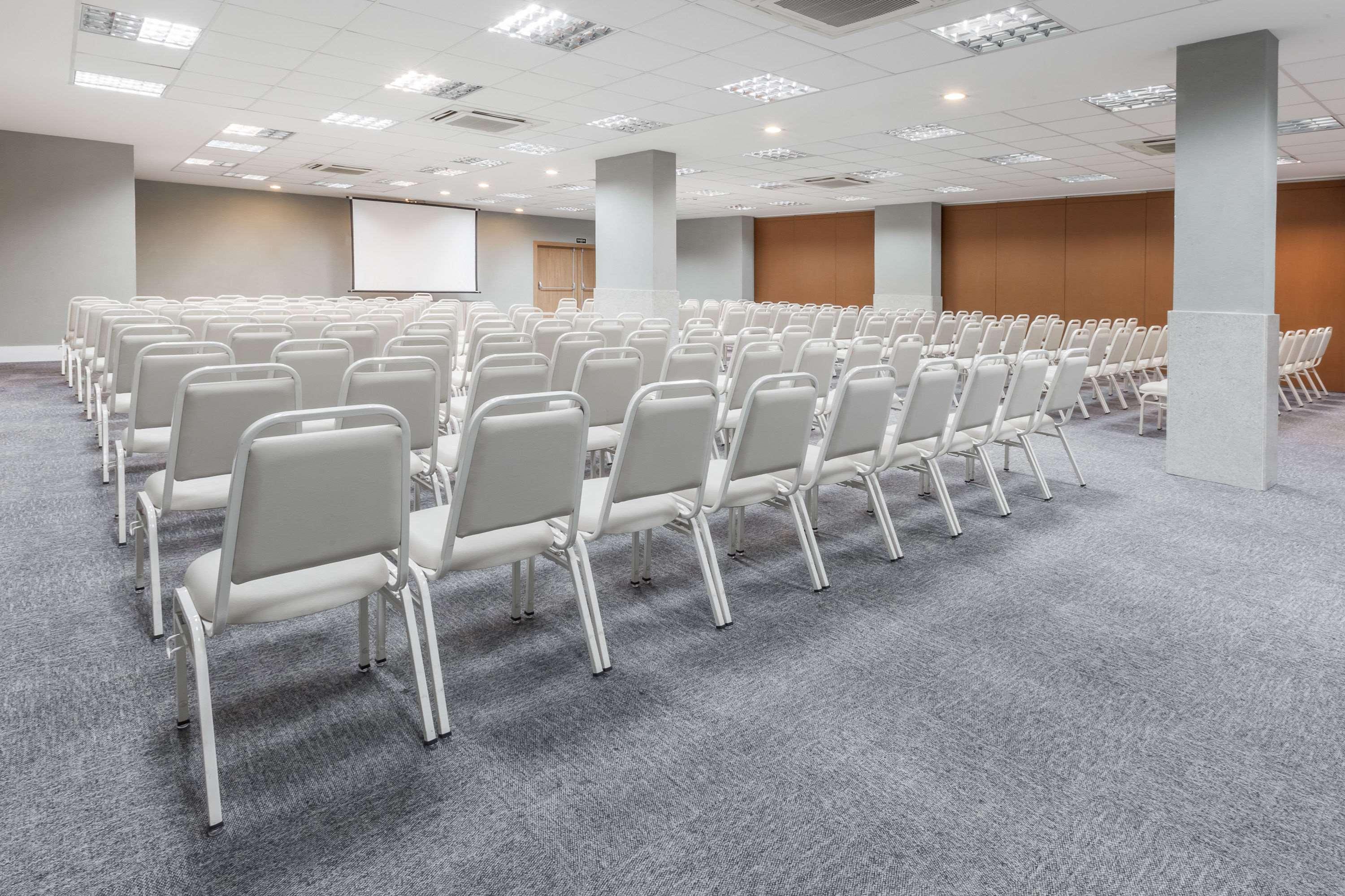 Days Inn By Wyndham Linhares Ngoại thất bức ảnh