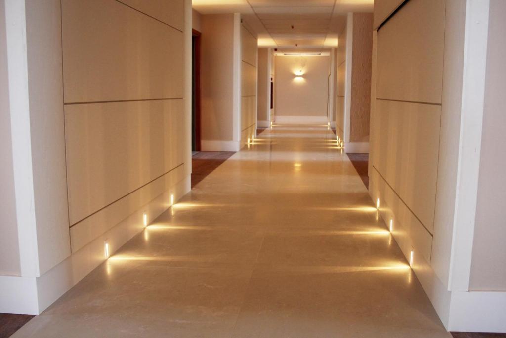 Days Inn By Wyndham Linhares Ngoại thất bức ảnh