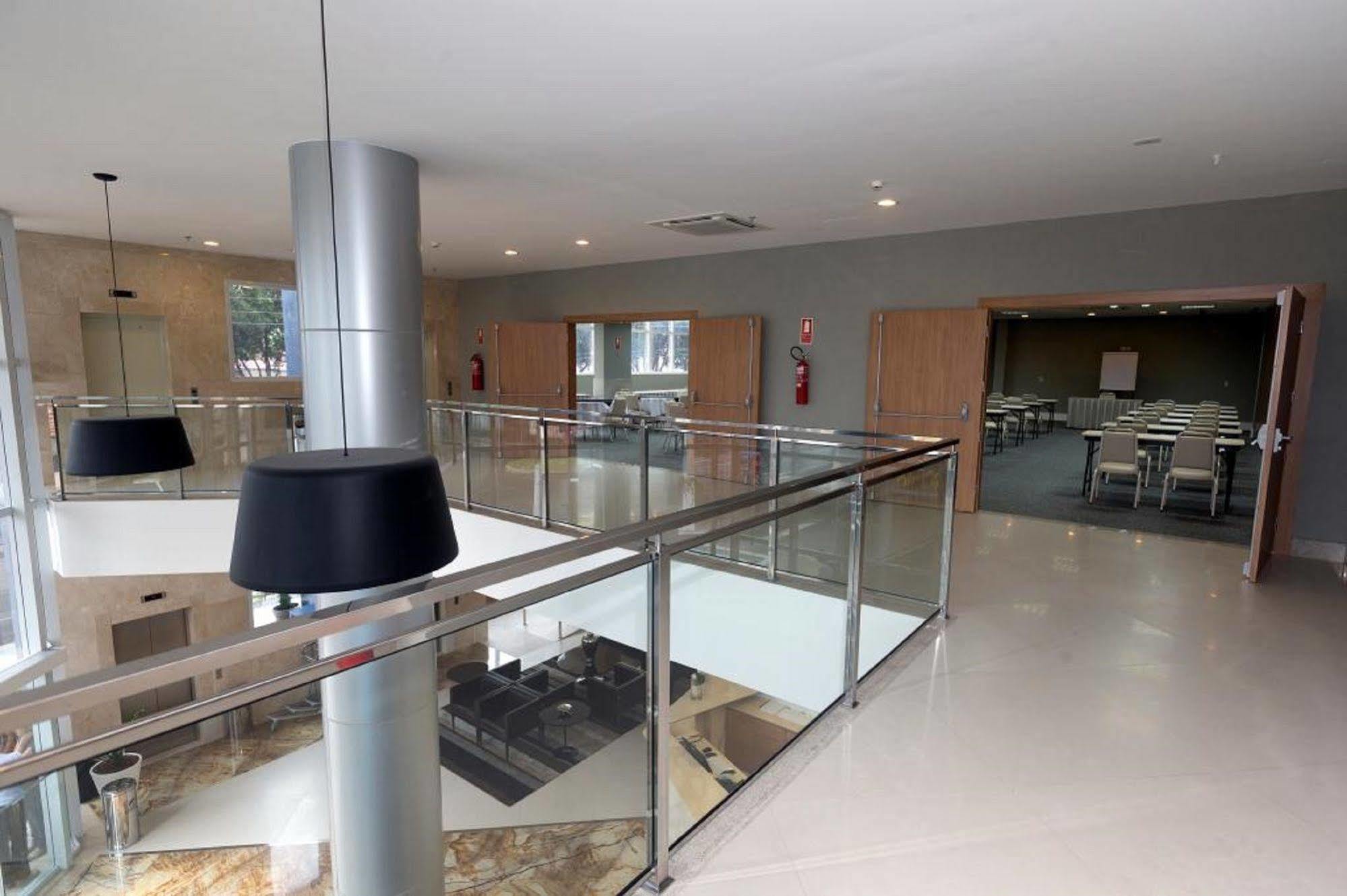 Days Inn By Wyndham Linhares Ngoại thất bức ảnh