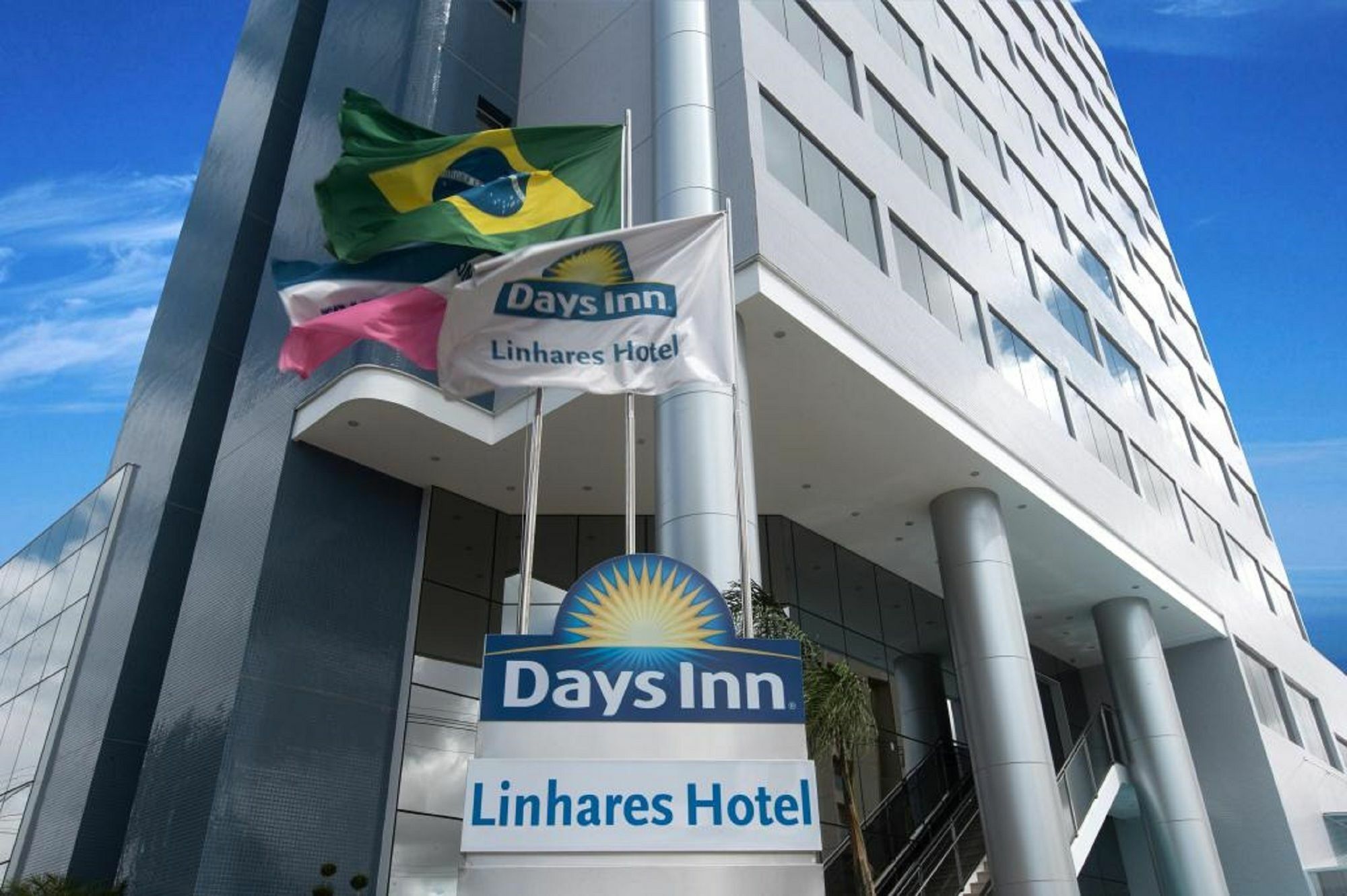 Days Inn By Wyndham Linhares Ngoại thất bức ảnh